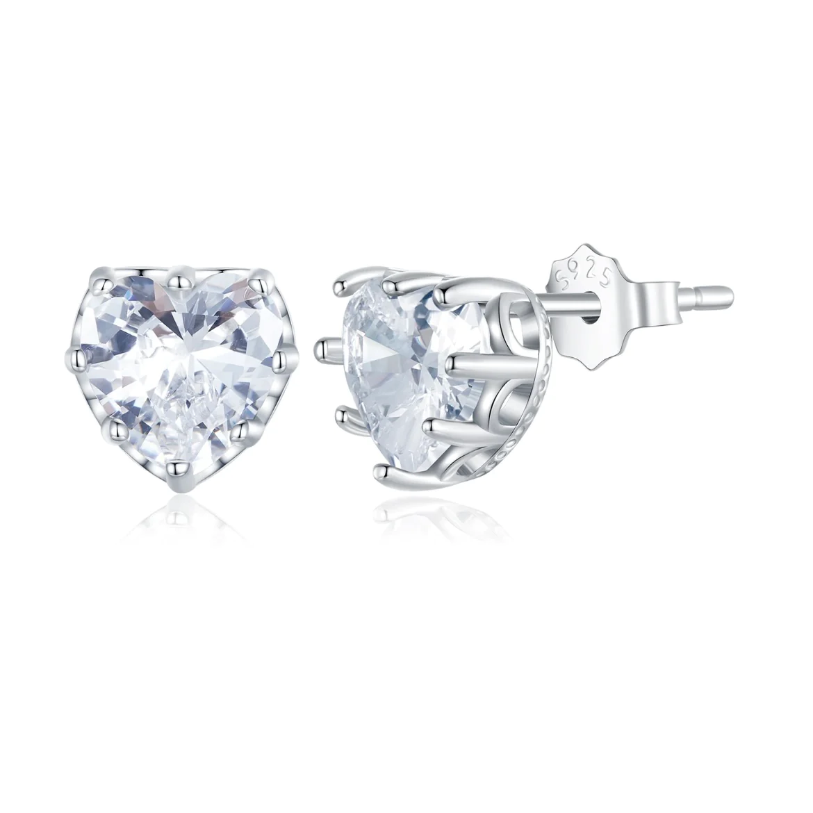 Momento naušnice - Srce za Travanj